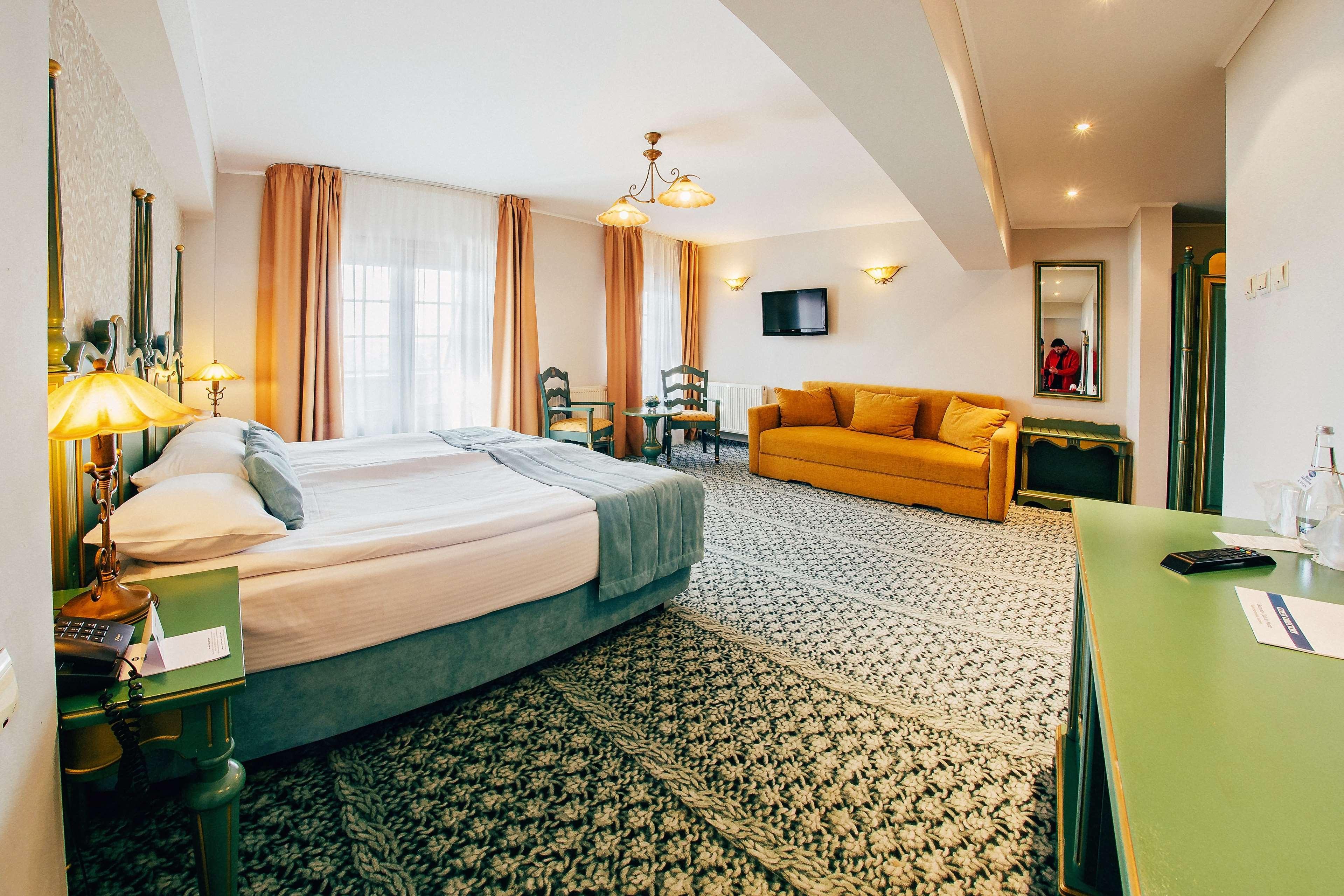 Best Western Bucovina Club De Munte جورا هومورولوي المظهر الخارجي الصورة
