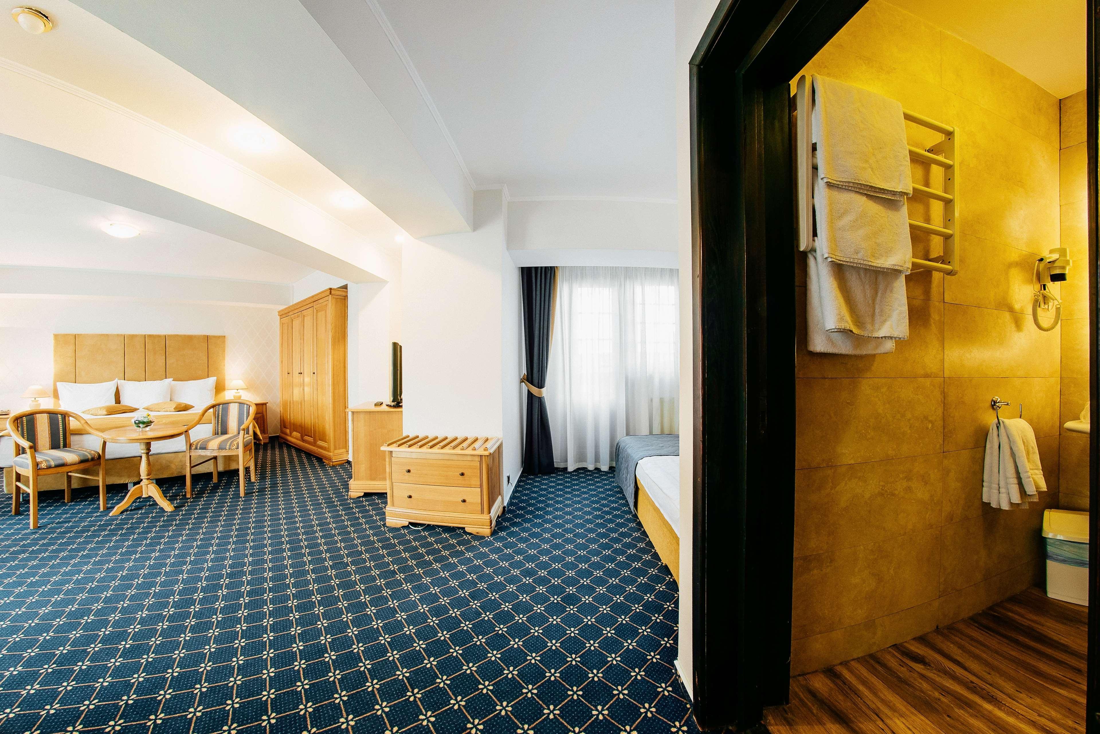 Best Western Bucovina Club De Munte جورا هومورولوي المظهر الخارجي الصورة