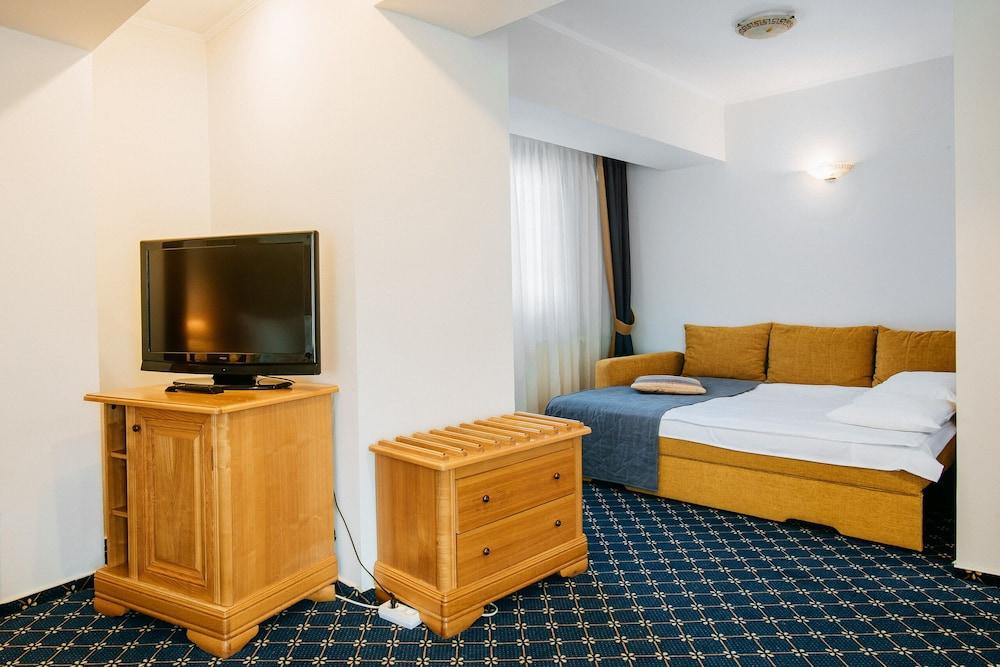 Best Western Bucovina Club De Munte جورا هومورولوي المظهر الخارجي الصورة
