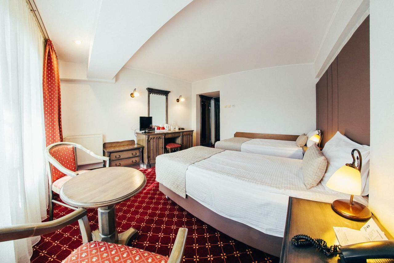 Best Western Bucovina Club De Munte جورا هومورولوي المظهر الخارجي الصورة